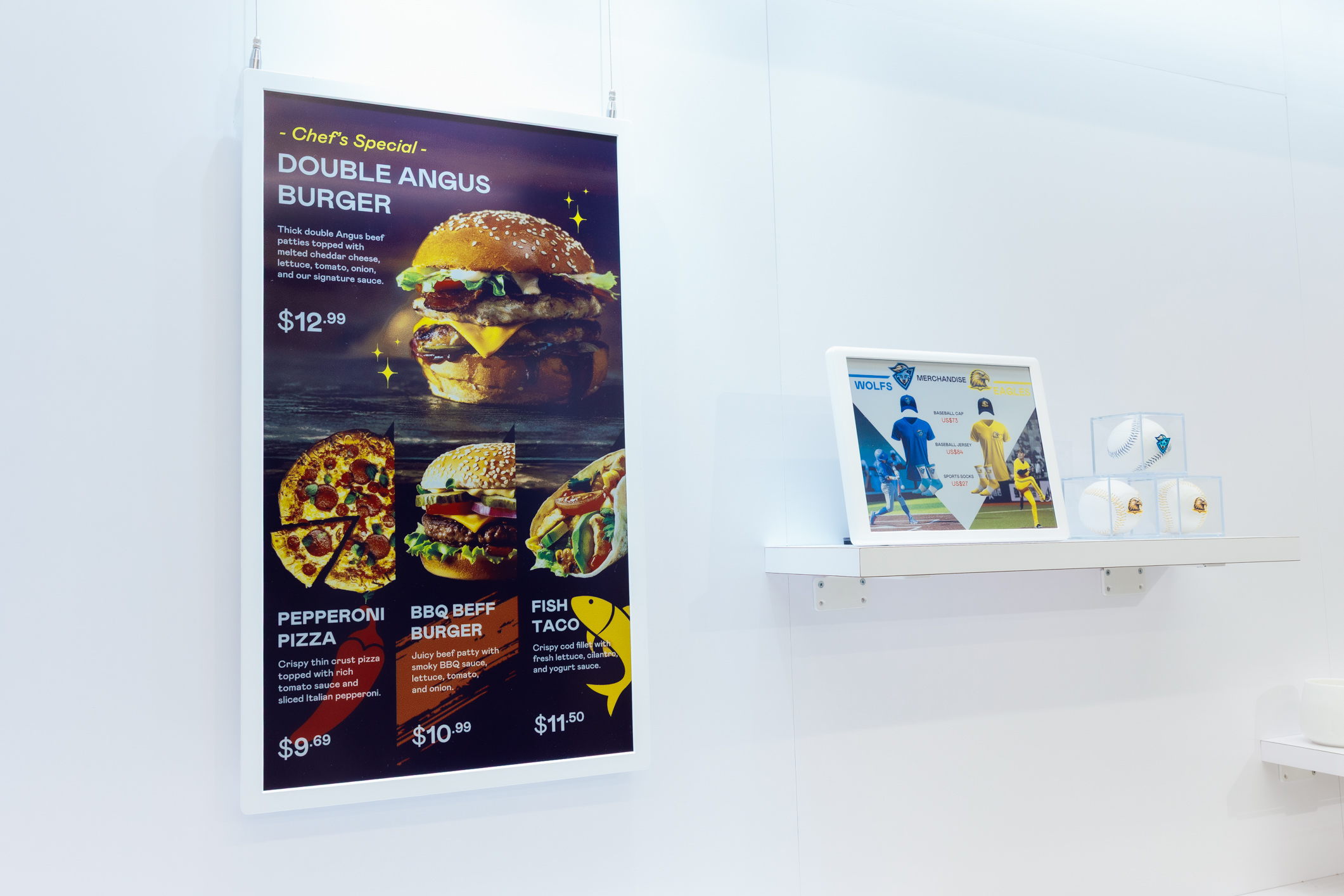 达擎开发的低功耗、全彩的aecoPost电子纸解决方案，仅在更新画面时需要微量的电力驱动，无需布建电线的便捷设计，使其可灵活应用、弹性选择置放处；可搭配aecoTag电子货架卷标解决方案，驱动商店内所有数字广告牌和电子货架卷标，以远程控制实现动态变价，提升门市人员作业效率，并以无纸化落实永续经营目标。